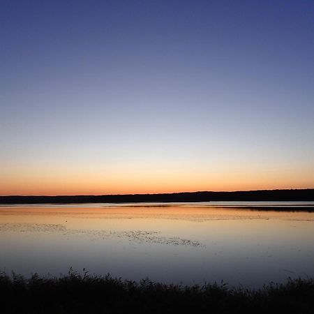 Tsukushi Village Цуруи Экстерьер фото