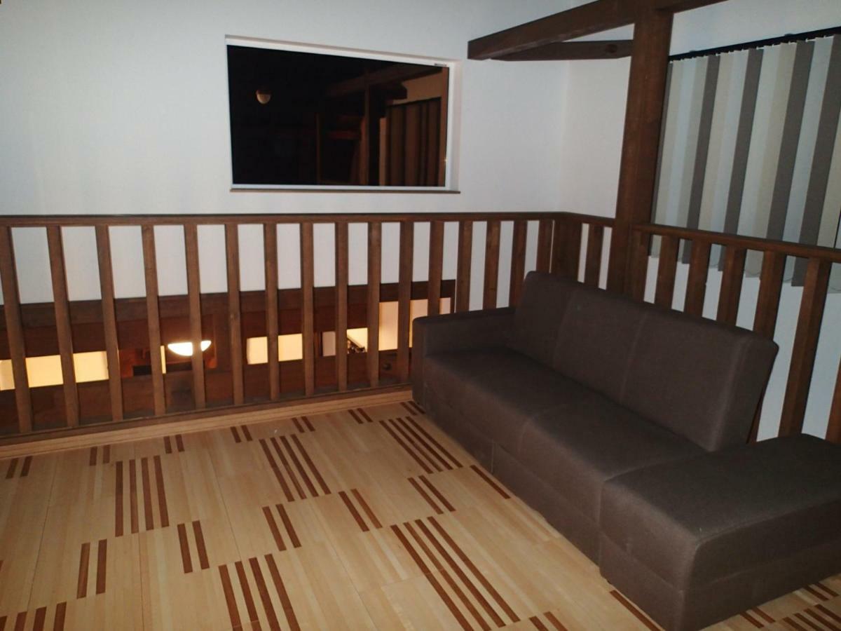 Tsukushi Village Цуруи Экстерьер фото